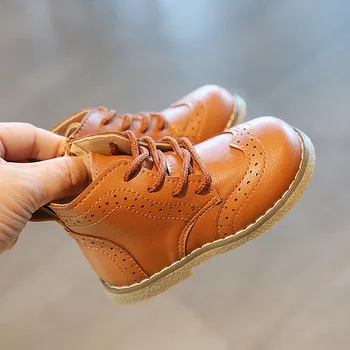 2022 Детски есенни класически обувки унисекс дантела, кожа обувки с перфорации тип 