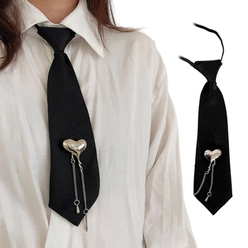 Черни вратовръзки в корейски стил колеж за жени, мъже, тениски със сладък метална четка във формата на сърце, вратовръзка, студентски форма на пряка доставка